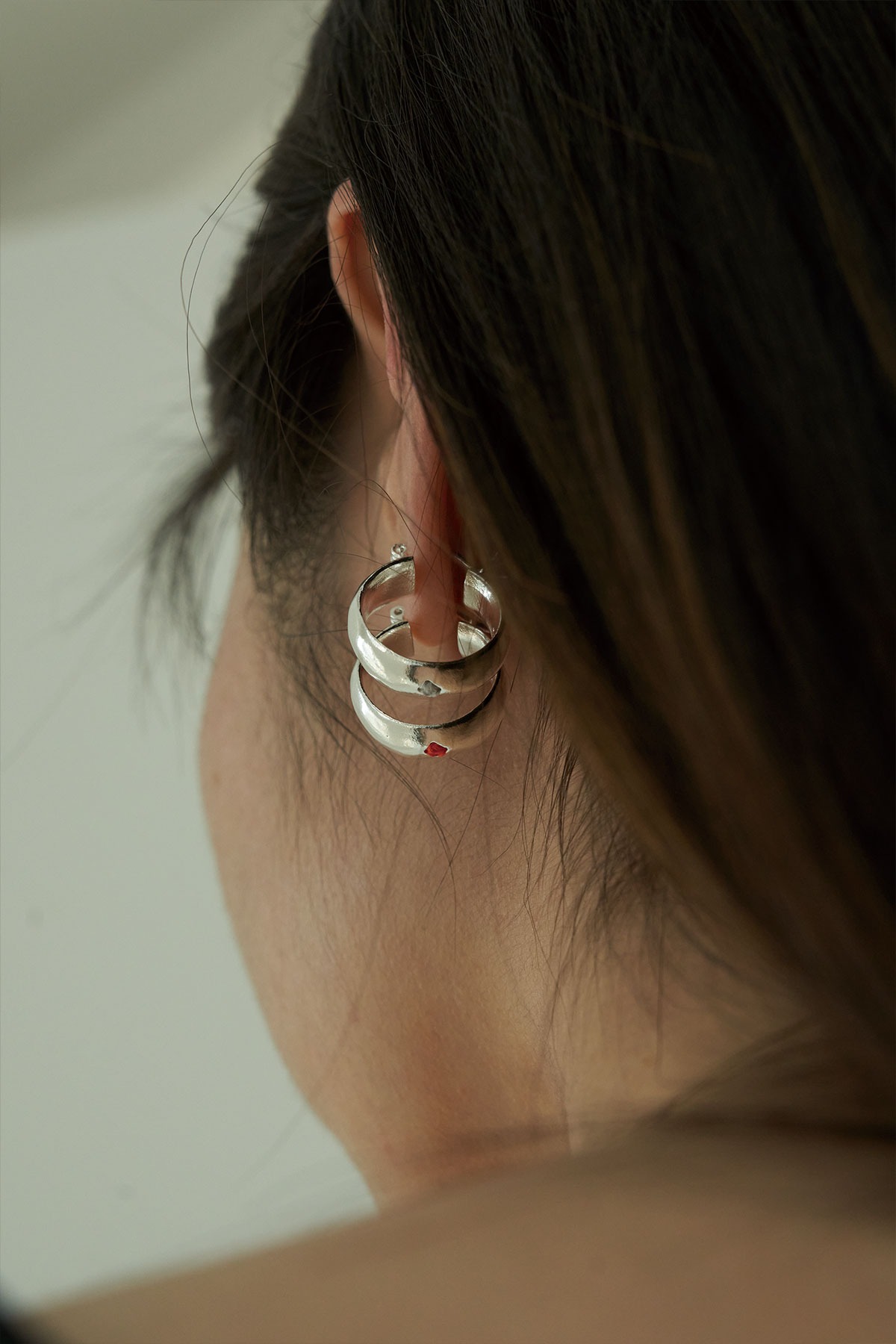 ESSENTIAL BOLD HOOPS [SILVER]